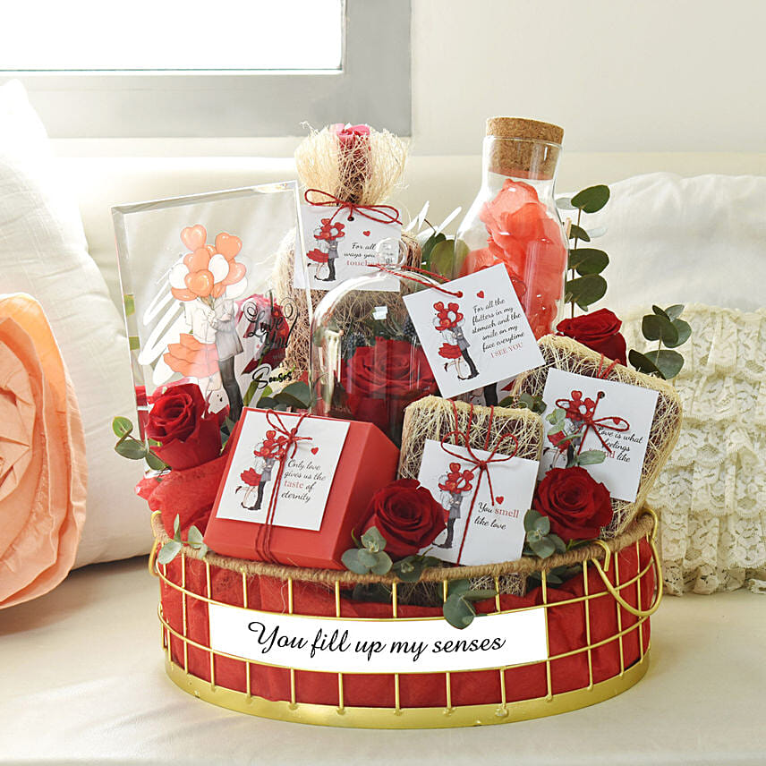 You Fill up My Senses: Kiss Day Gifts