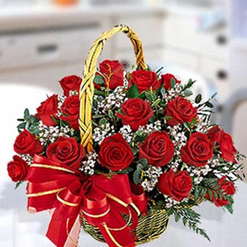 Online Red Roses Arrangement 30 Stems Gift Delivery in UAE FNP