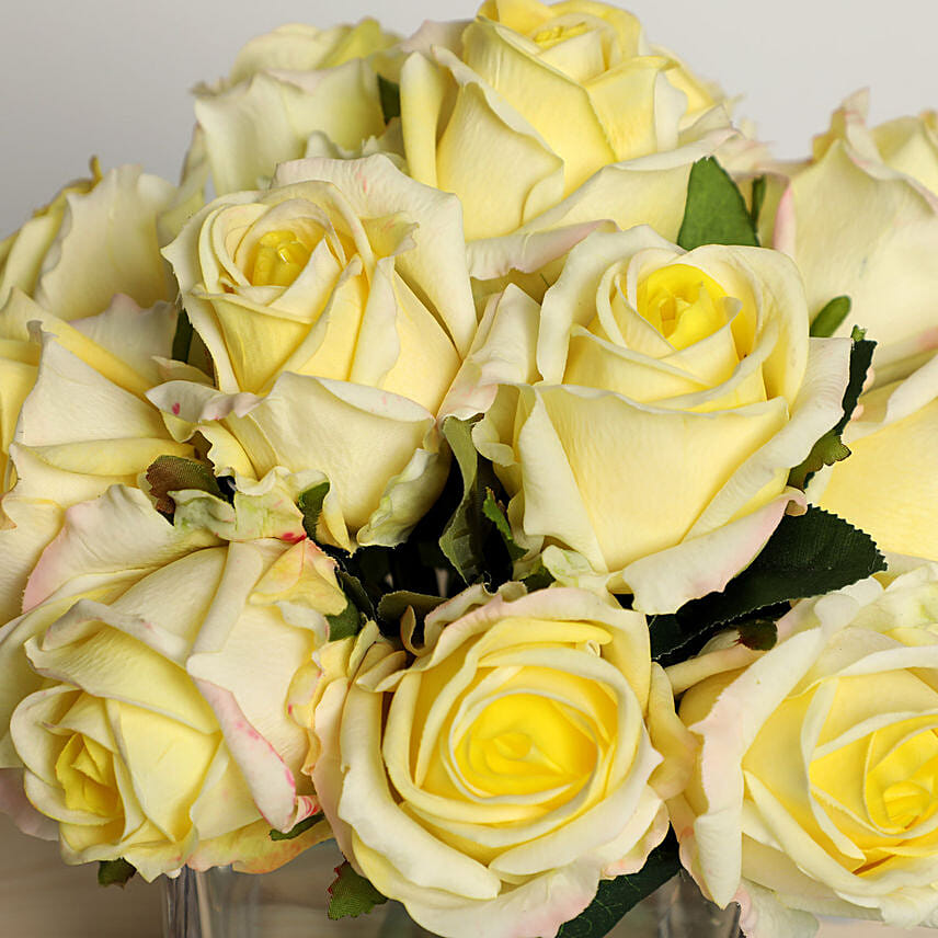 Online Lovely 15 Yellow Artificial Roses In Glass Vase Gift Delivery in