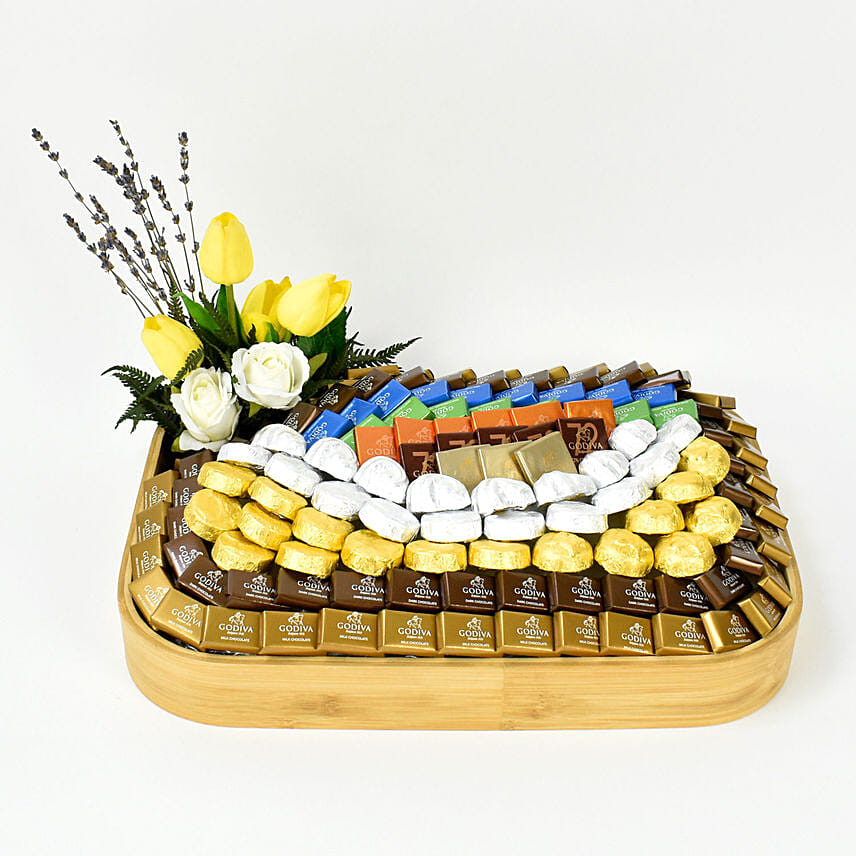 Online Godiva Chocolates and Flowers Arrangement Gift Delivery in UAE - FNP