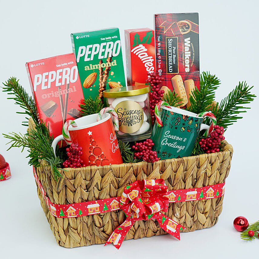 Warm and Chocolaty Chirtsmas Wishes Basket